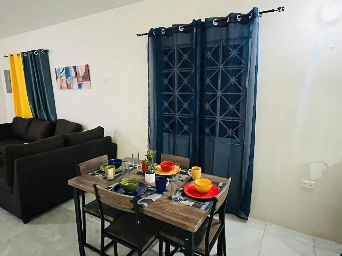 Suite Escape To Camelot Village Discovery Bay Apartman