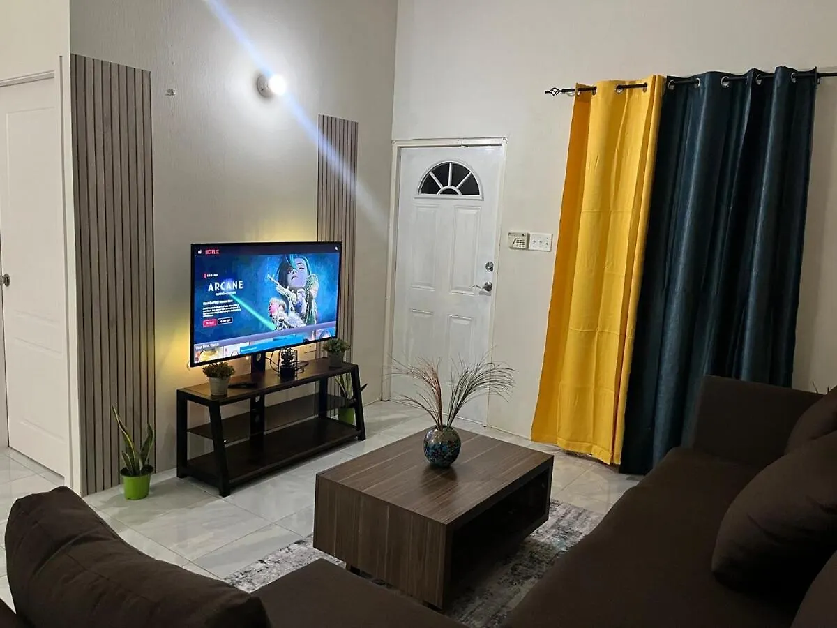 Suite Escape To Camelot Village Discovery Bay Jamaika